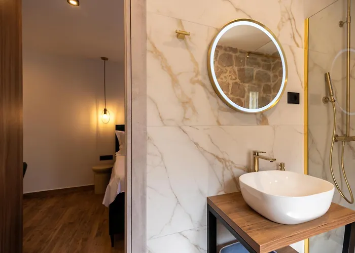 Bed & Breakfast Davue Heritage Luxury Split