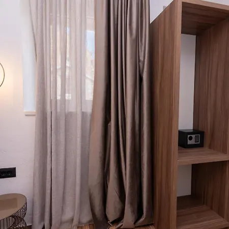 Bed and Breakfast Davue Heritage Luxury Σπλιτ