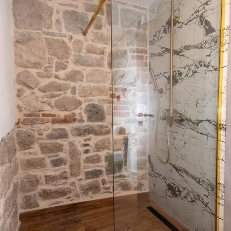 Davue Heritage Luxury Σπλιτ