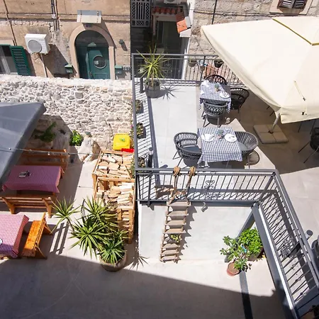 Bed and Breakfast Davue Heritage Luxury Σπλιτ