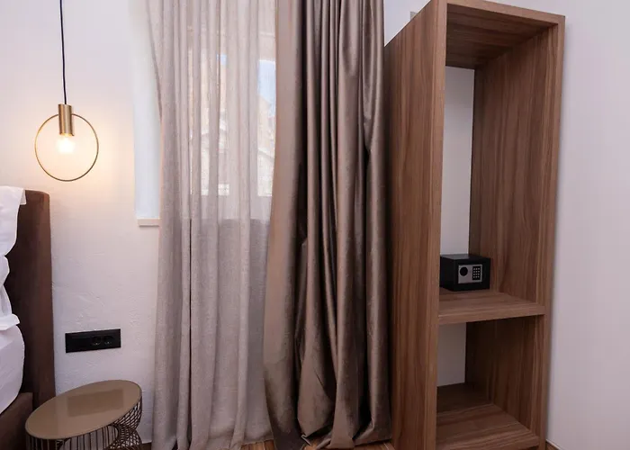 Bed & Breakfast Davue Heritage Luxury Split